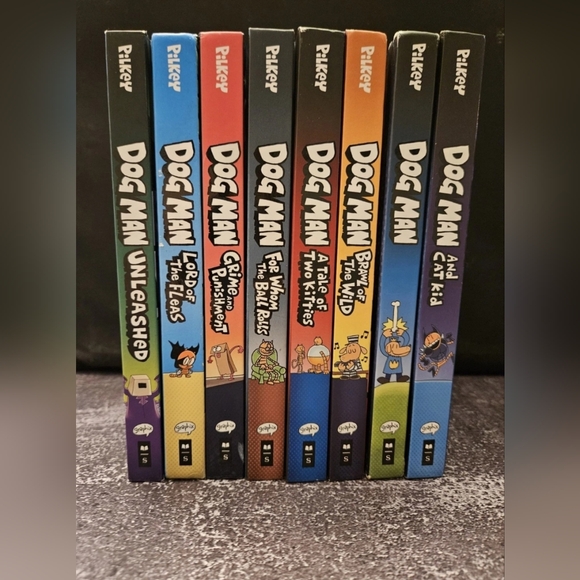 Other - Dog Man Book Series by Dav Pilkey Set Of 8 Books